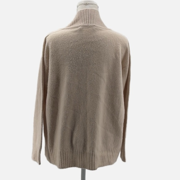 MaxMara Pure New Wool Cardigan Sweater in Beige - Size Large (measured) - Picture 3 of 9